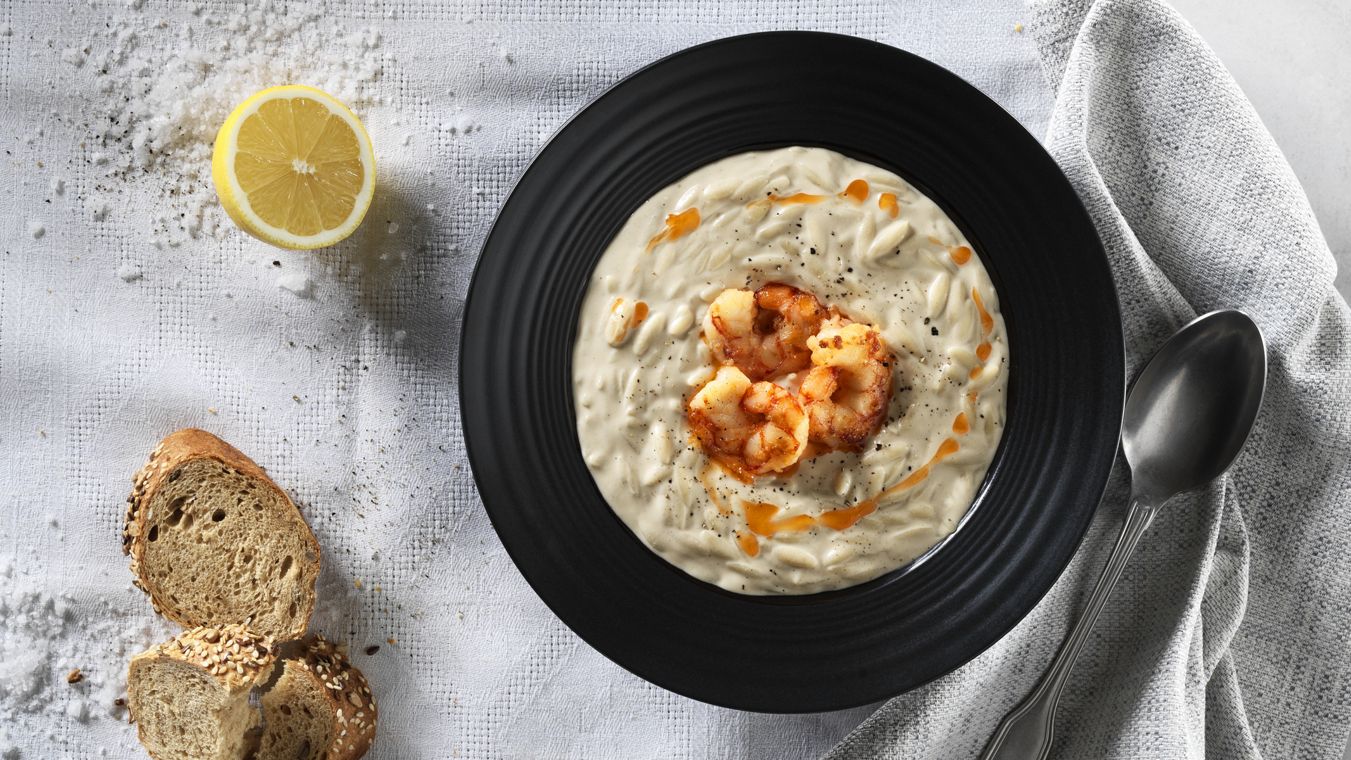 Tahini soup with shrimps